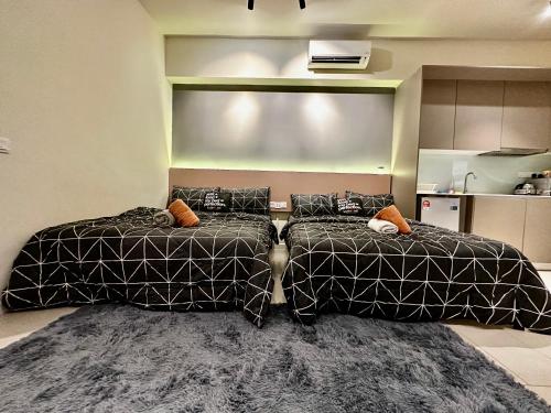 Ένα ή περισσότερα κρεβάτια σε δωμάτιο στο Aurora Suite- Tamarind Suite