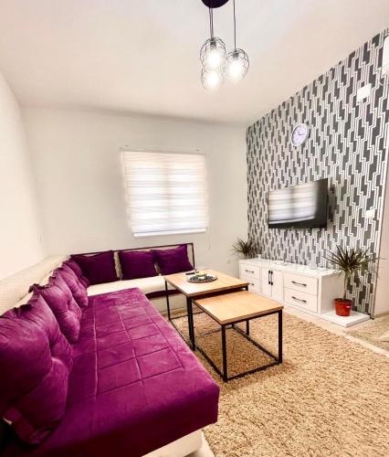 Virtuvė arba virtuvėlė apgyvendinimo įstaigoje Apartment Adel