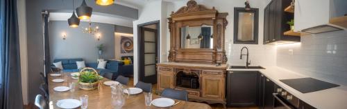 The Grand Victoria 6BR 30m to metro AC Netflix