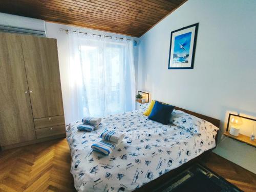 Apartments with parking space Baska, Krk - 21613