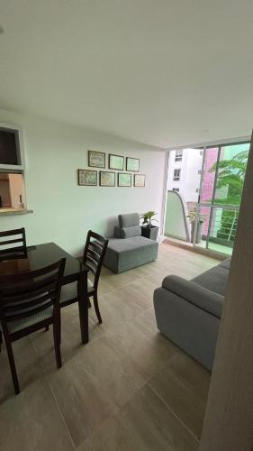 Apartamento Grande en Edificio Atlantis – Photos 3