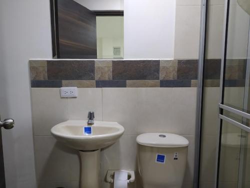 Vonios kambarys apgyvendinimo įstaigoje Ecohotel Linda Judith