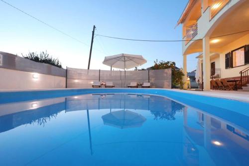 Apartment Max - luxurious with pool – Photos 2
