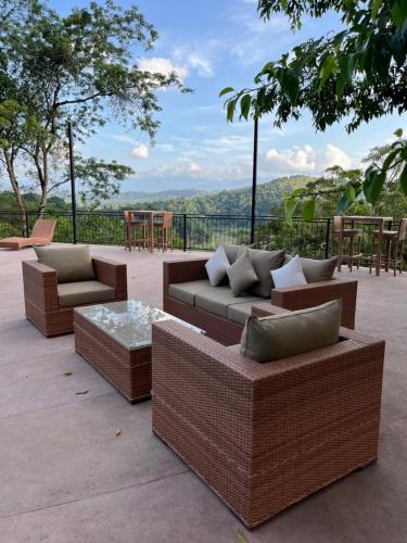 Nespecifikovaný výhled na hory nebo výhled na hory při pohledu z rezortu