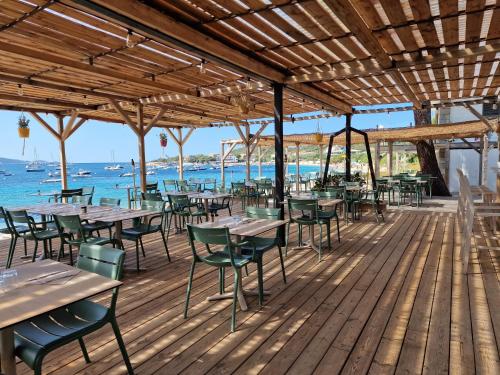 Εστιατόριο ή άλλο μέρος για φαγητό στο Hotel L'Escale
