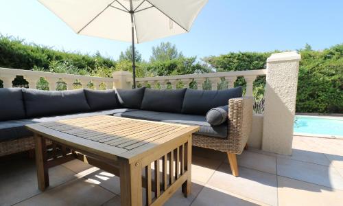 Photo de la galerie de l'établissement Maison avec piscine, à Saint-Georges-dʼOrques