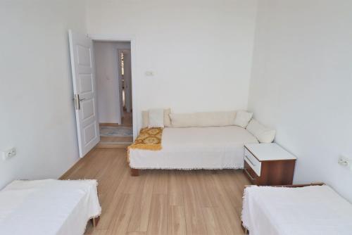 Postel nebo postele na pokoji v ubytování Feine Wohnung mitten im Zentrum