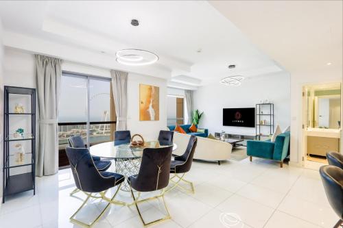 Upgraded 2-Bedroom Suite with Sea and Sunset View in JBR, Rimal