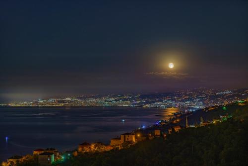 Manzarasıyla Büyüleyen Lüx villa