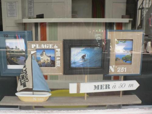 Πιστοποιητικό, βραβείο, πινακίδα ή έγγραφο που προβάλλεται στο Hôtel Les Alizés