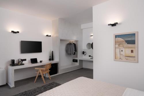 TV a/nebo společenská místnost v ubytování Splendour Hotel and Suites