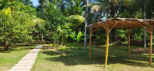 Vrt ispred objekta Colombo Airport-Transit-Villa Butterfly Stay Guesthouse