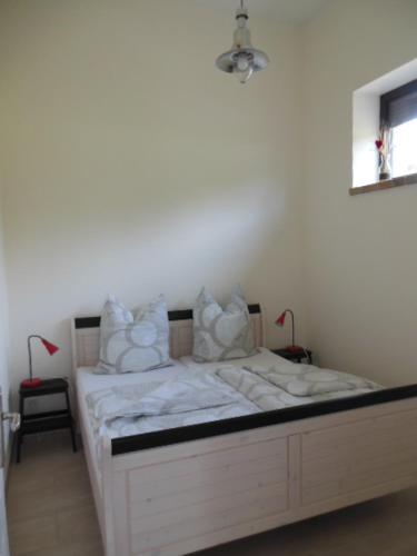 Cama o camas de una habitación en Schöne Scheune Lünow