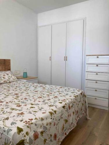 Apartament familiar amb vistes al mar!