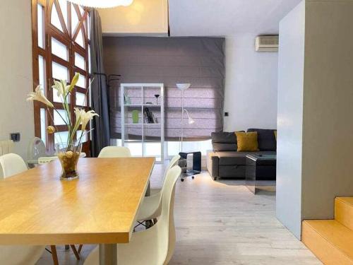 Duplex Lof in Gracia Downstair