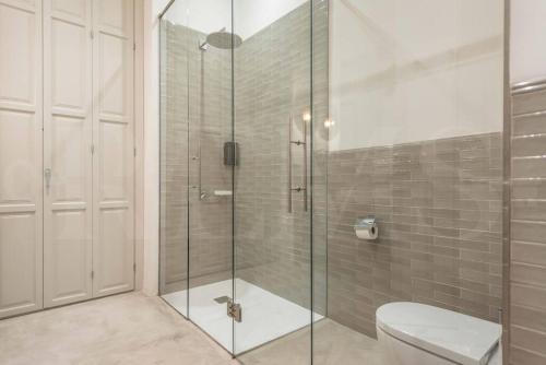 Contemporary loft in the historic city center by REMS photo 20