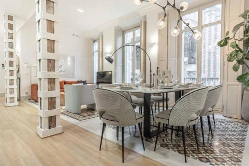 Contemporary loft in the historic city center by REMS photo 42