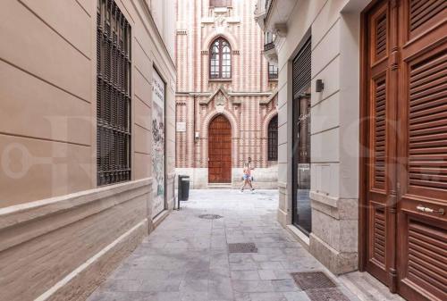 Contemporary loft in the historic city center by REMS photo 47