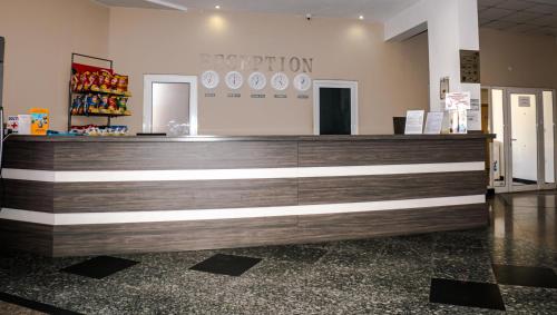 Lobi atau kawasan kaunter penerimaan di Hotel Aurora