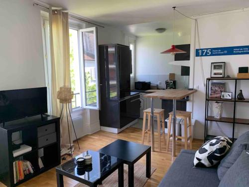 Foto dalla galleria di Bel Appartement T2 au pied du métro Jean Jaurès a Boulogne-Billancourt