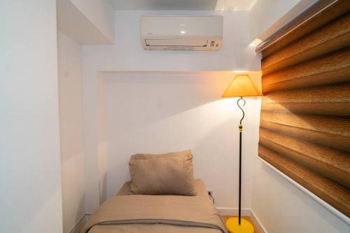 A2J Luxury 2BR Loft BGC Taguig Near High Street