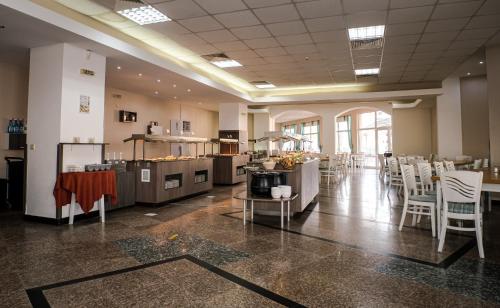 Εστιατόριο ή άλλο μέρος για φαγητό στο Villa Aurora