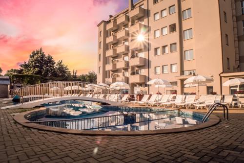Πισίνα στο ή κοντά στο Villa Aurora