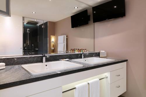 Un baño de Sheraton Grand Salzburg