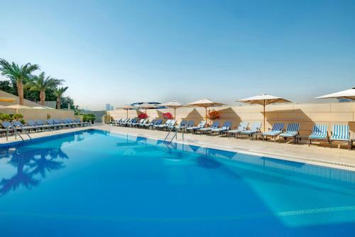 Sheraton Dubai Creek Hotel & Towers Image