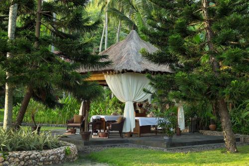 Zahrada ubytování Sheraton Senggigi Beach Resort