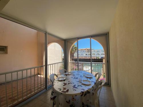 Photo de la galerie de l'établissement Charmant 2P à 300m de la plage avec parking à Sète - FR-1-338-519, à Sète