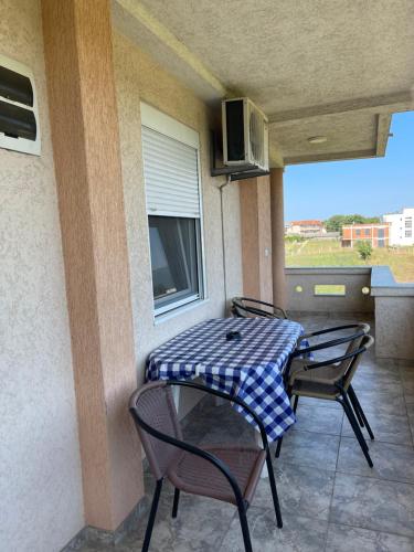 Un balcón o terraza de Apartments Vali