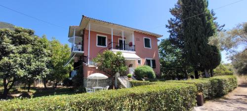 Gallery image of Villa Petros in Nydri