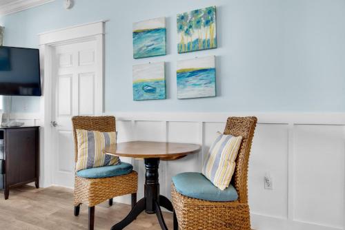 Boardwalk 209 photo 17