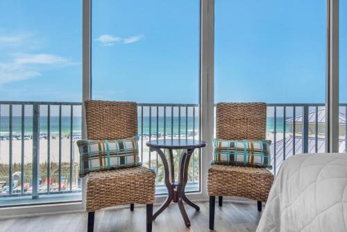 Boardwalk 209 photo 24