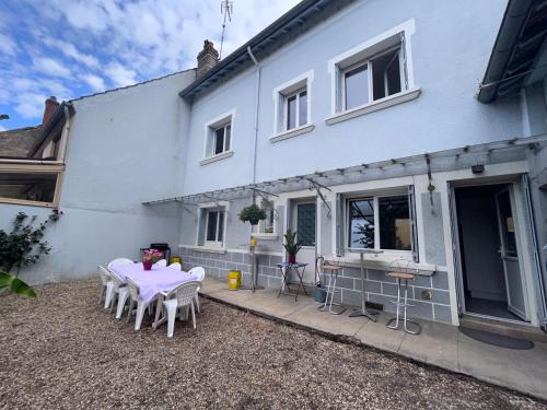 Tòa nhà nơi nhà nghỉ dưỡng tọa lạc