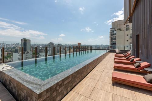 Πισίνα στο ή κοντά στο Studio Luxo Vila Nova - Homax