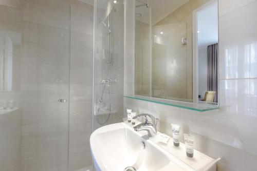 Ένα μπάνιο στο Hôtel International Paris