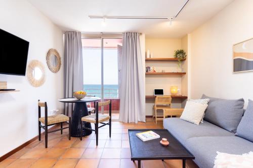 Amazing Beachfront Property CASA CORINA I