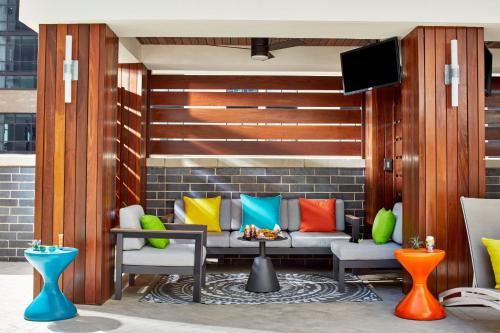 SpringHill Suites by Marriott Nashville Downtown/Convention Center Image