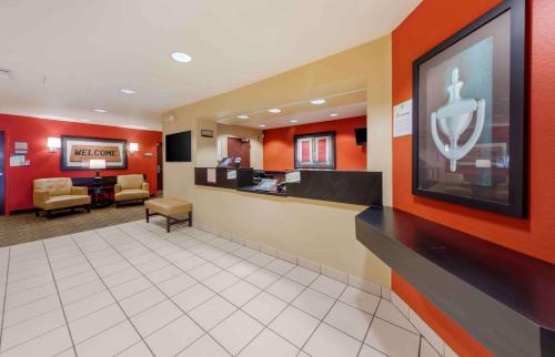 a lobby of a hospital with a waiting room at Extended Stay America Suites - Orange County - Huntington Beach in Huntington Beach