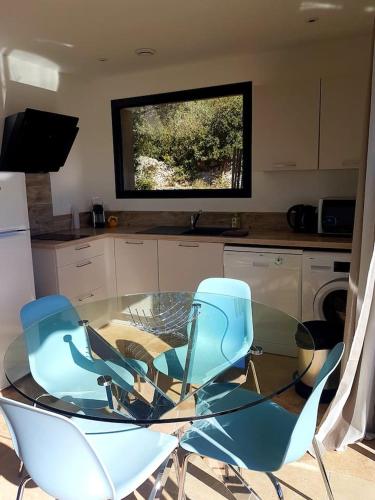 Mini villa standing avec piscine privée