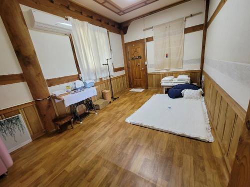 Gallery image of Damyang Flower & Hanok in Damyang