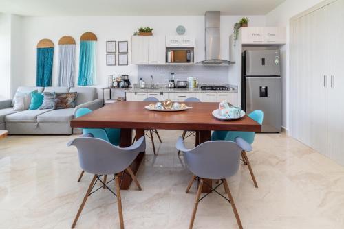 Luxury Condo, 2BR, Fast Internet, Condo Akulにあるキッチンまたは簡易キッチン
