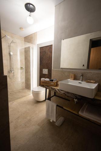 Un baño de Valley Park Dilijan