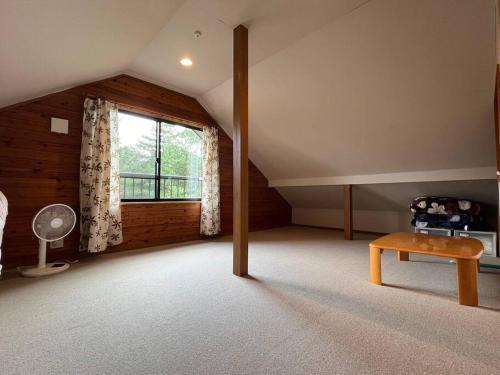 FOREST HOUSEにあるテレビまたはエンターテインメントセンター