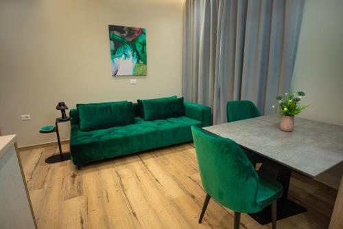 Un lugar para sentarse en Vlore Luxury Apartaments "FAEL"