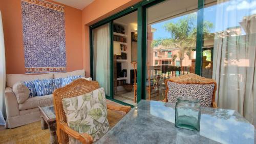 Chambao Suite Marbella Cabopino Beach