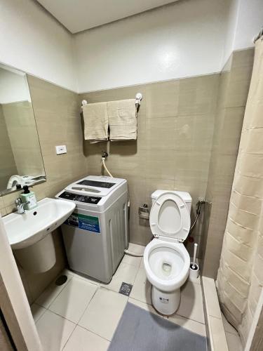 SHORE RES TOWER D -4 units