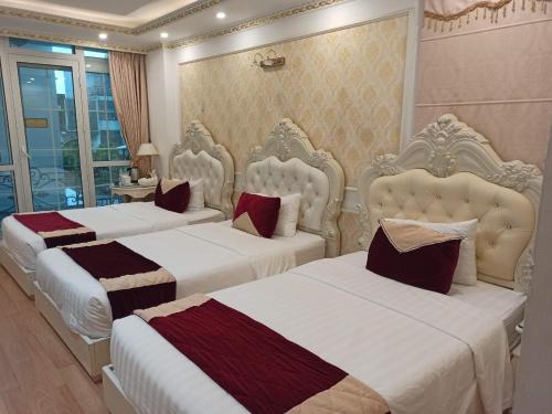 Hanoi Hotel Royalにあるベッド